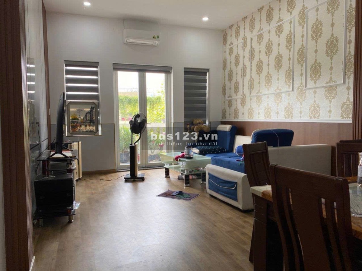 Cần cho thuê nguyên căn mặt tiền 3/2 giá tốt kết cấu 7 tầng có thang máy