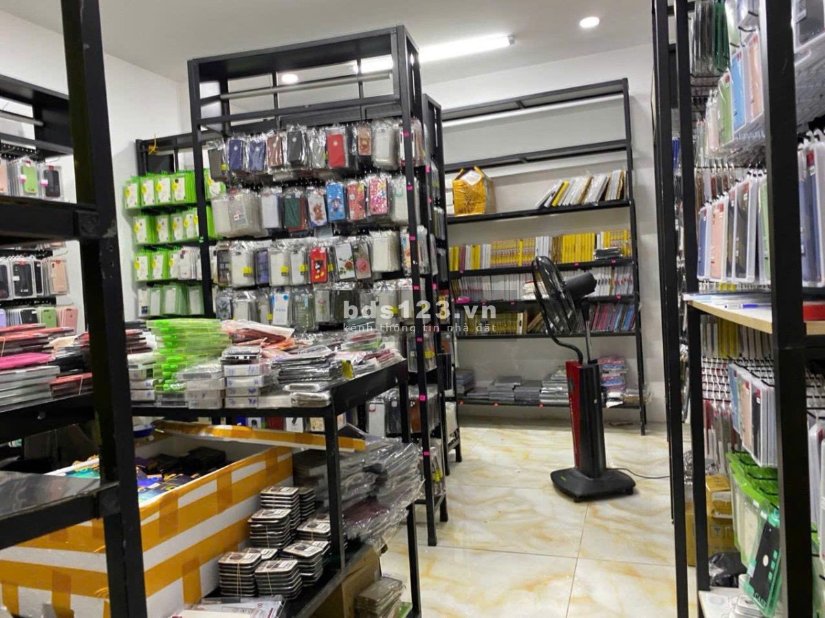 Cần cho thuê nguyên căn mặt tiền 3/2 giá tốt kết cấu 7 tầng có thang máy