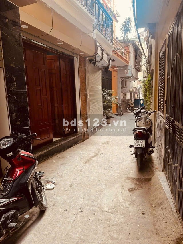 Nhà thang máy - 39m2 - 5 tầng - 3PN - Tam Trinh - 7,95 tỷ