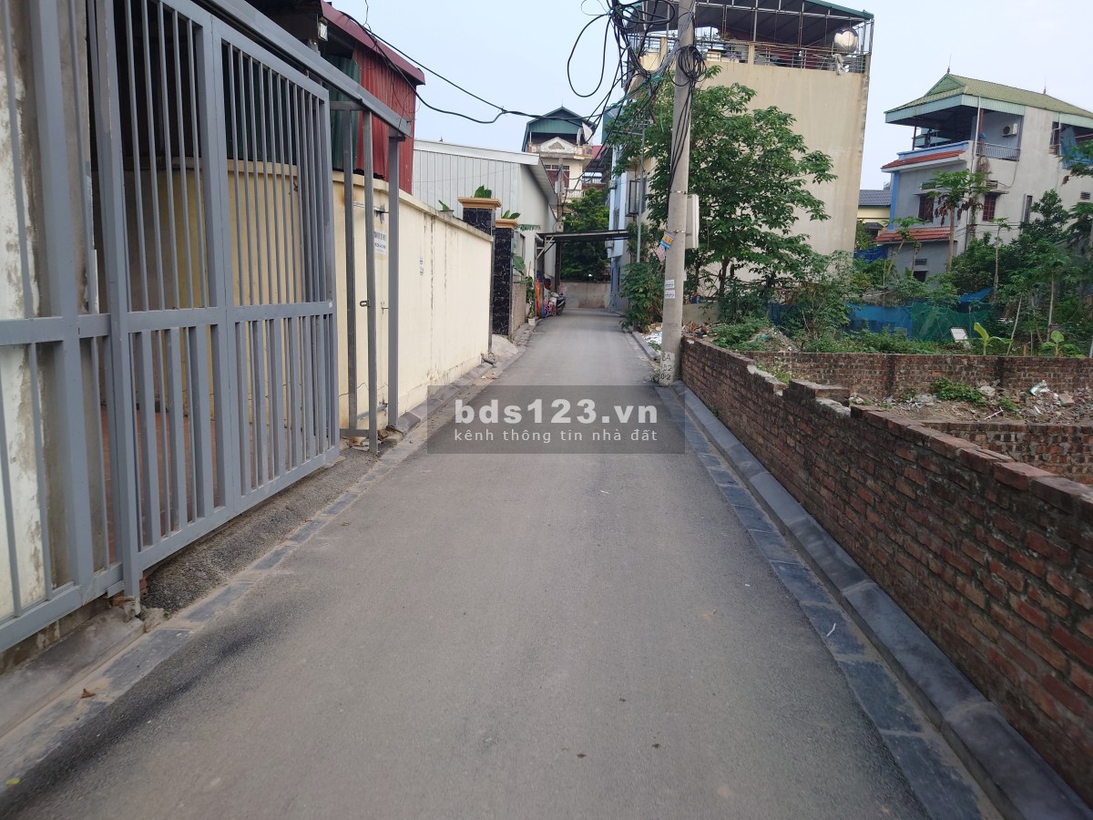 Siêu hiếm, 100m đường Cổng Hậu Kim Chung giá chỉ còn nhỉnh 5.5 tỷ