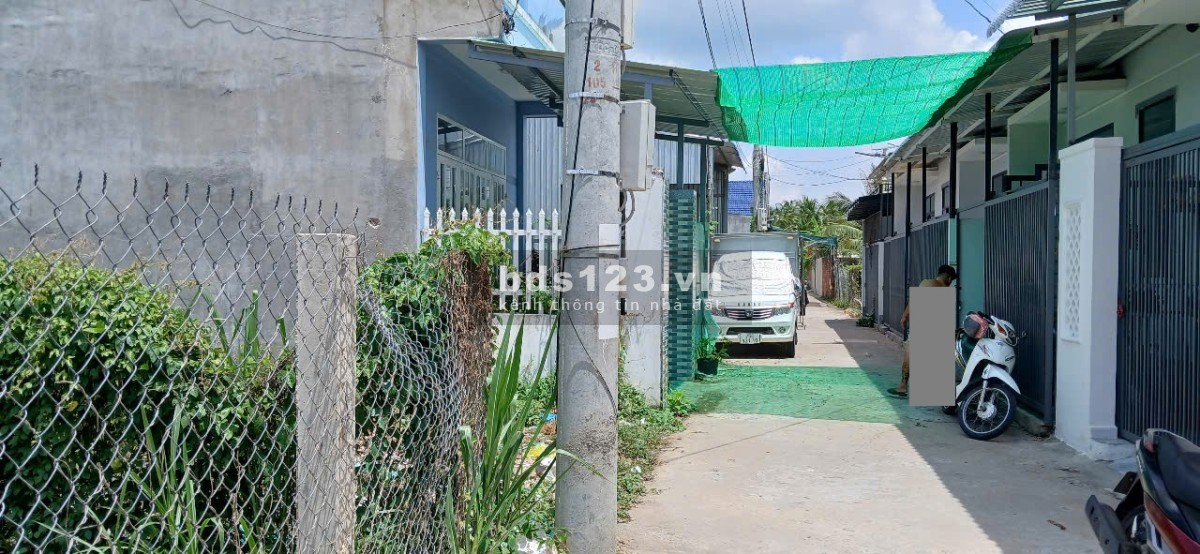 Lô đất Mỹ Phong, TP Mỹ Tho. 100m2 full thổ cư. Xe 16 chỗ 90D vào 50 mét