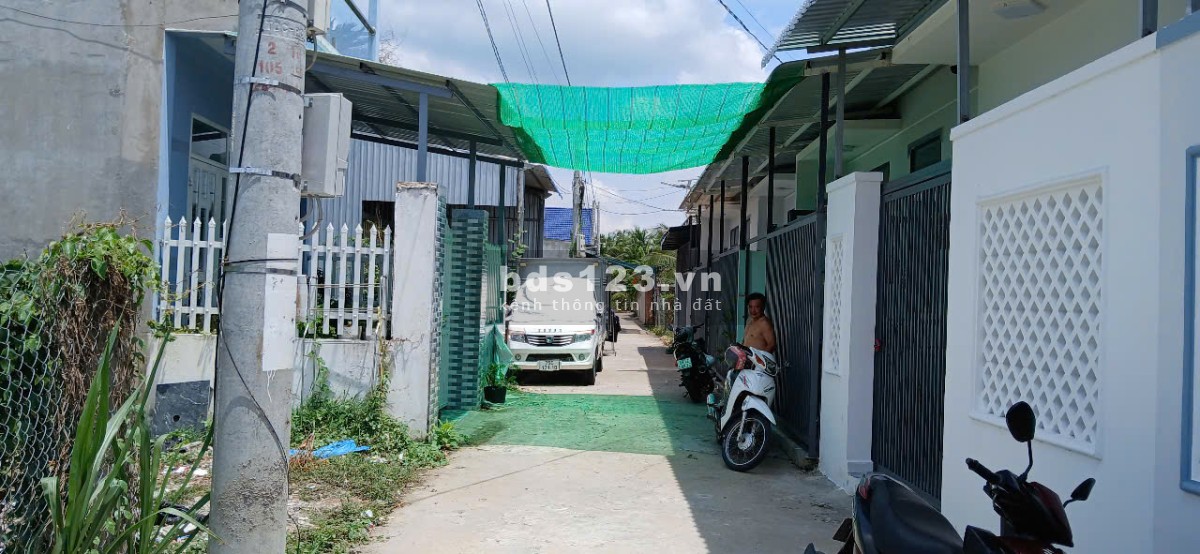 Lô đất Mỹ Phong, TP Mỹ Tho. 100m2 full thổ cư. Xe 16 chỗ 90D vào 50 mét