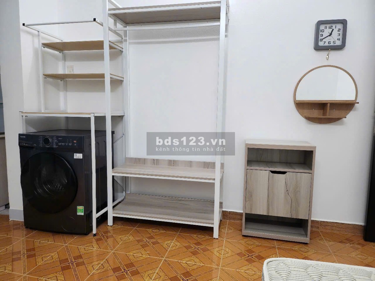CHDV đường 3/2, quận 10: 20m2, nội thất 5.5tr/tháng