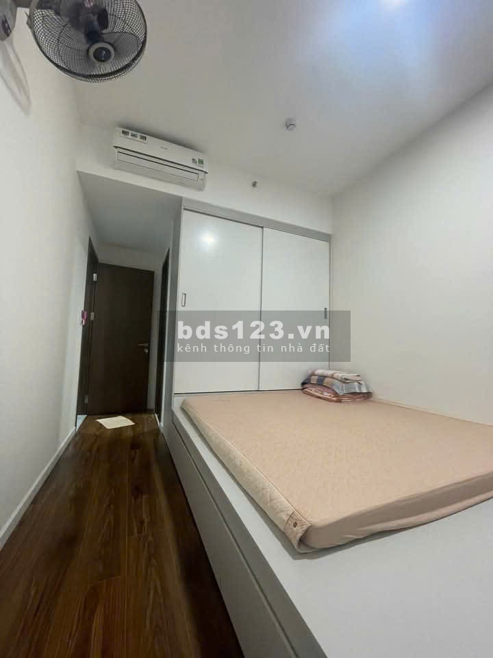 CHung cư Depot Metro Tham Lương, Q12: 2p ngủ, 2wc, nội thất mới, 10tr/th