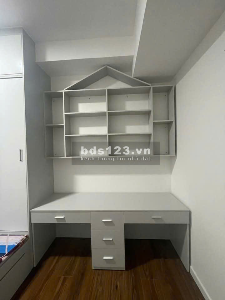 CHung cư Depot Metro Tham Lương, Q12: 2p ngủ, 2wc, nội thất mới, 10tr/th