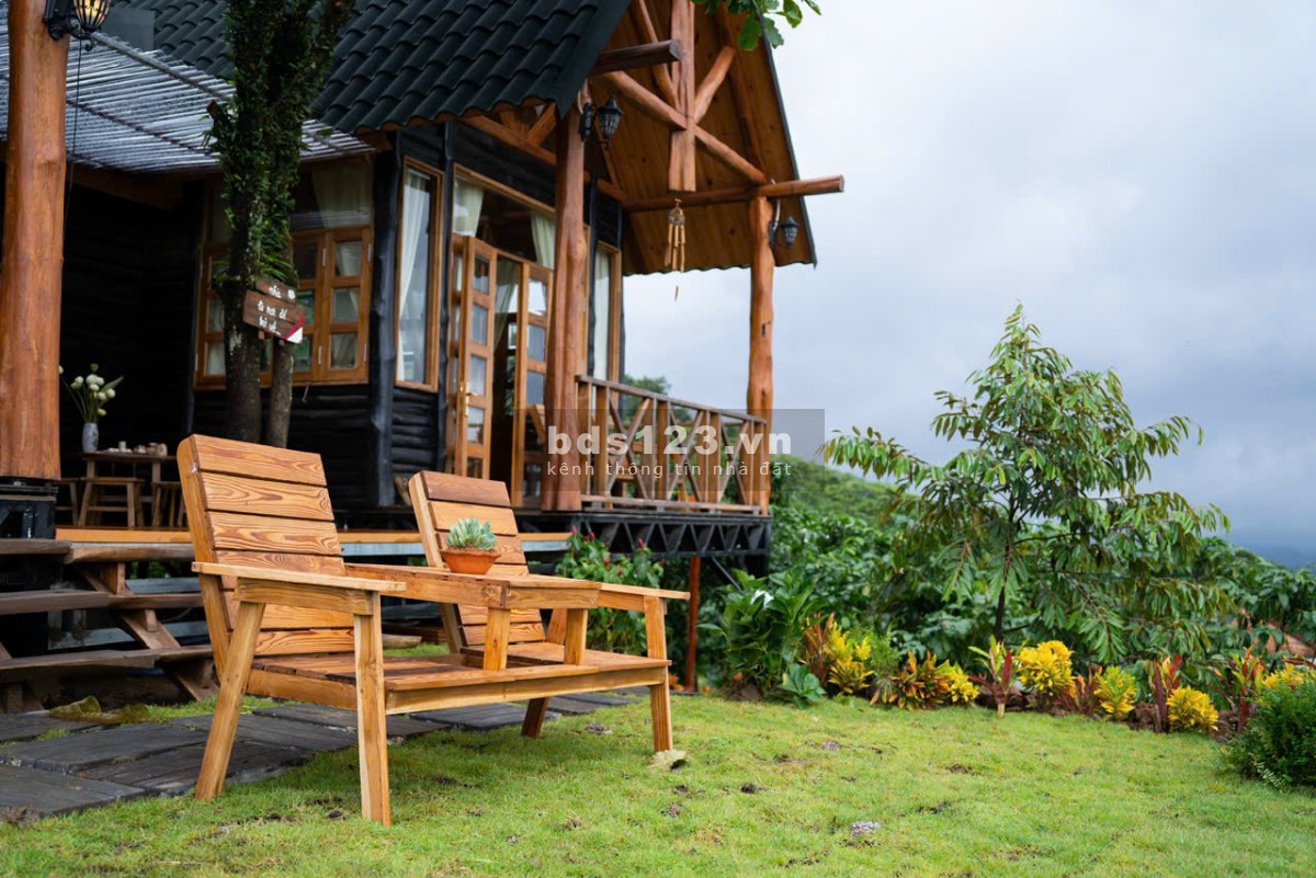 Chính chủ cần bán đất 1000m2 kèm nhà gỗ view đẹp, dành cho người đủ duyên giá 2 tỷ 789tr/căn