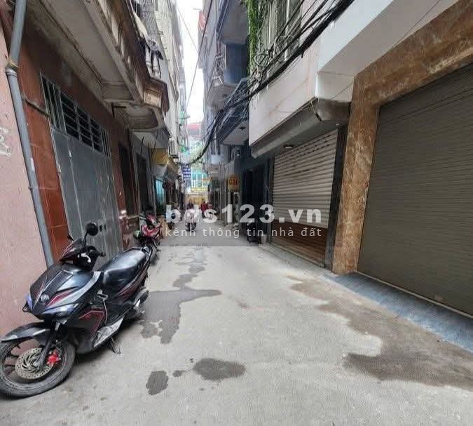 Bán nhà 5 Tầng Hoàng Hoa Thám - Ngõ thông tứ phía, 28m2 chỉ 5.8 tỷ – Căn đáng mua nhất khu vực!
