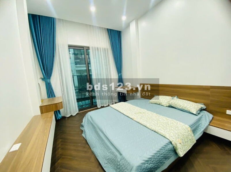 Nhà riêng Hoàng Mai, 5PN, 4 tầng, thang máy, 64m2, ngõ thông, mặt tiền thoáng, Giá 11,8 tỷ