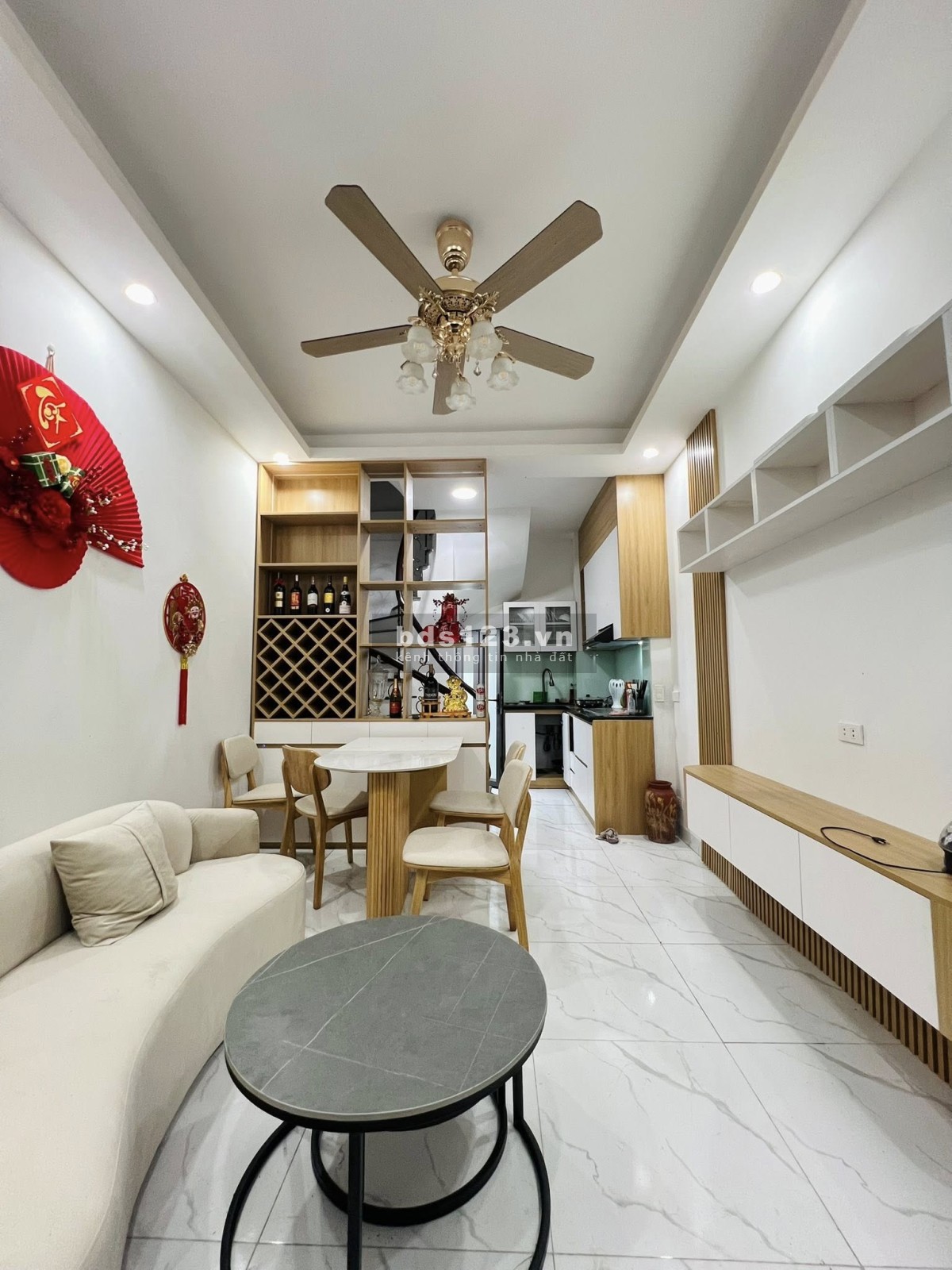 HIẾM! Trần Quý Cáp, Đống Đa, gần phố, nhà mới xây, full nội thất, sổ vương, 30m2 chỉ 5.5 tỷ