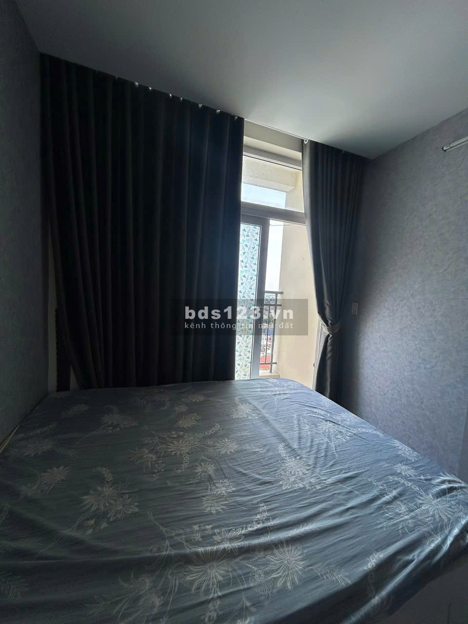 Chung cư Sky Center, Phổ Quang, TB: 2pn, 2wc 79m2, giá 17tr/th