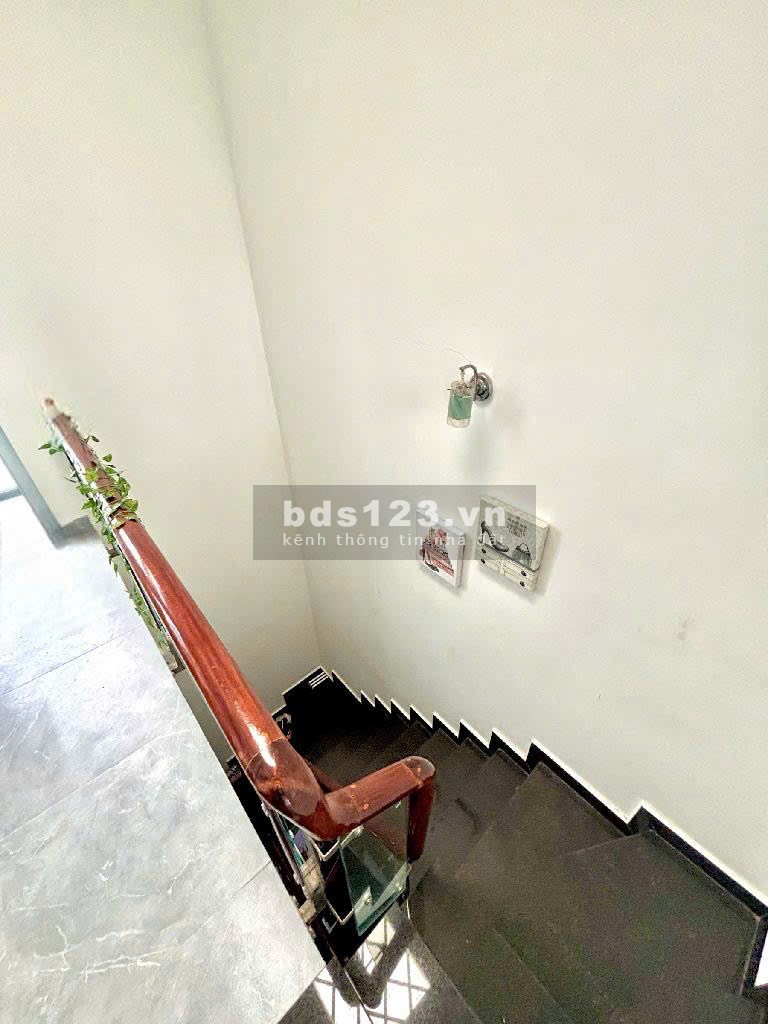 Bán gấp nhà HXH tránh nhau VIP 39 An Dương Vương, P16 Q8. DT62m2. Giá chỉ 7.5tỷ.