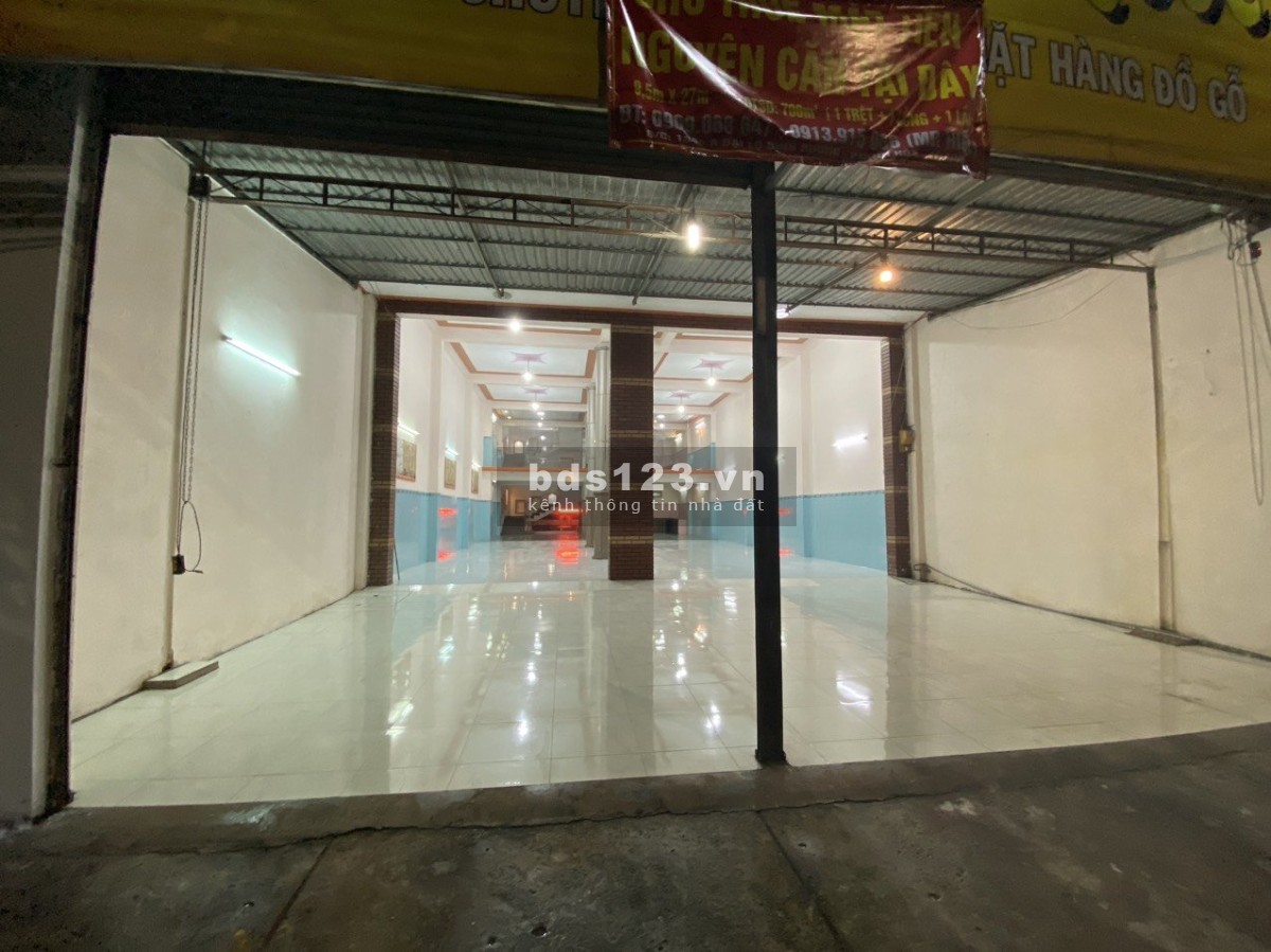 Cần cho thuê nhà nguyên căn mặt tiền Đại Lộ Bình Dương.