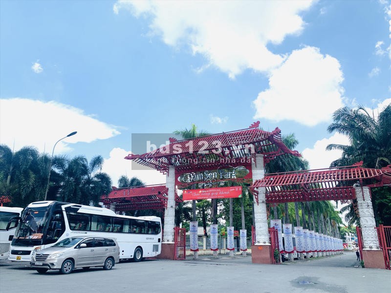 Nhà mặt tiền kinh doanh đa ngành nghề (chính chủ) đường Lạc Long Quân, khu dân cư sầm uất