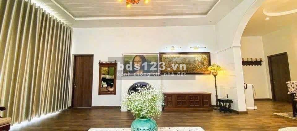 Chính chủ bán biệt thự đường Vạn Hạnh 35 tỷ 580m2