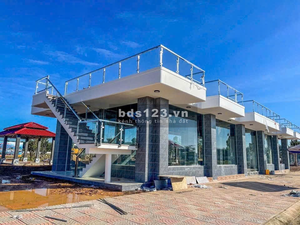 Bán gấp nền đất nhà phố tại Alana city! Ngay cổng kcn cao Vsip, tổ hợp 39 tiện ích nội khu đẳng cấp.