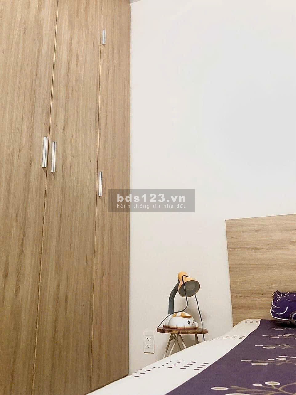 Chung cư Miếu Nổi, Vũ Huy Tấn, BT: 11 triệu, 2p ngủ, có nội thất