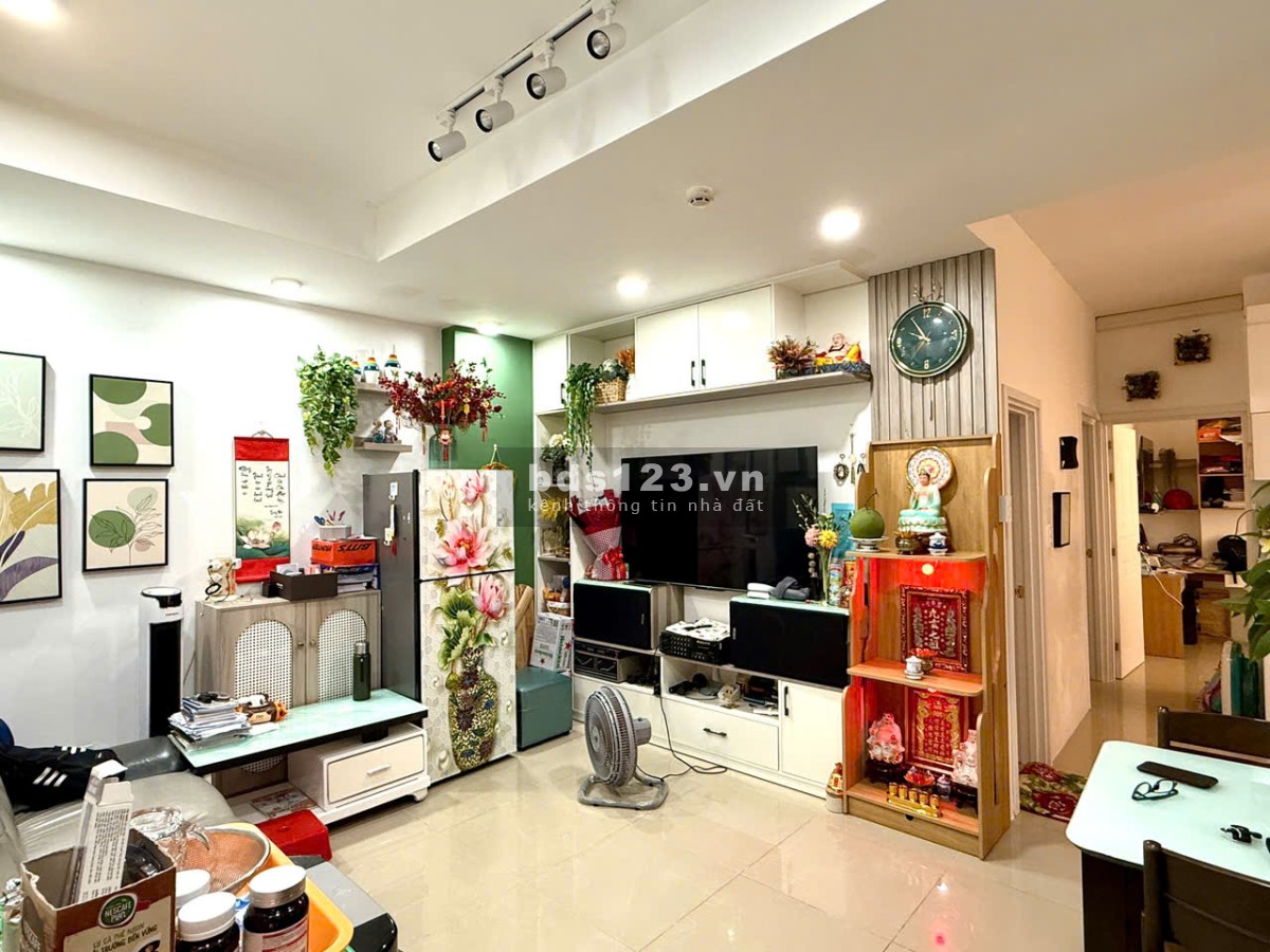 Bán căn 62m2 Hoàng Kim Thế Gia sổ hồng, full nội thất, TT 850tr ở ngay