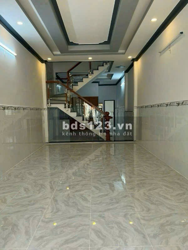 Chủ Nợ Ngân Hàng Cần Bán Gấp Nhà Đinh Đức Thiện, Long An, 80m, SHR Giá 1,7T