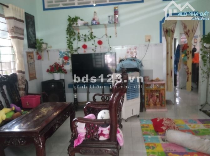Gần cầu An Hóa, Long Hòa, Bình Đại, Bến Tre.Ngộp bank bán rẻ nhà đất 174m2 full thổ. Giá 980tr- Qua