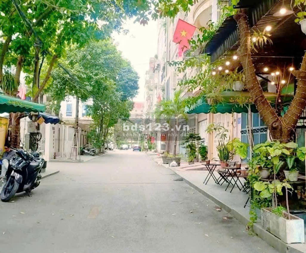 chính chủ cần bán nhà mặt phố ĐẶNG THÙY TRÂM 36M kinh doanh -vỉa hè 14 tỷ