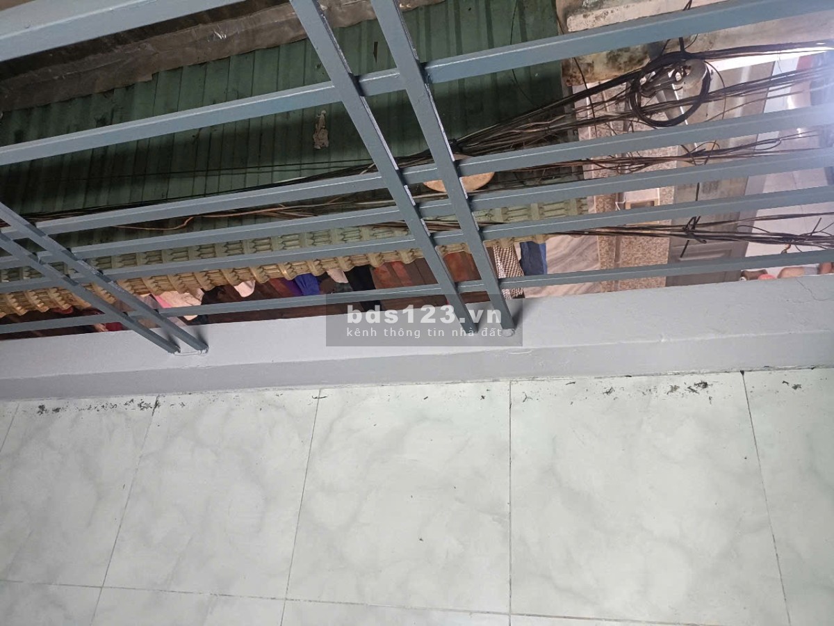 Chính chủ bán căn nhà đường Quốc lộ 50 - 3m x 7m - 1 trệt - 1 lầu giá bán - 1 tỷ 420