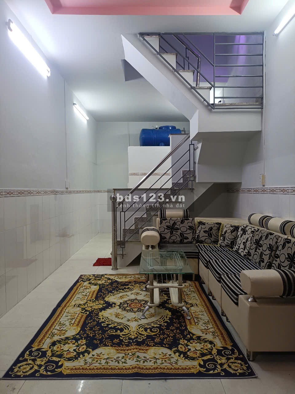Chính chủ bán căn nhà đường Quốc lộ 50 - 3m x 7m - 1 trệt - 1 lầu giá bán - 1 tỷ 420