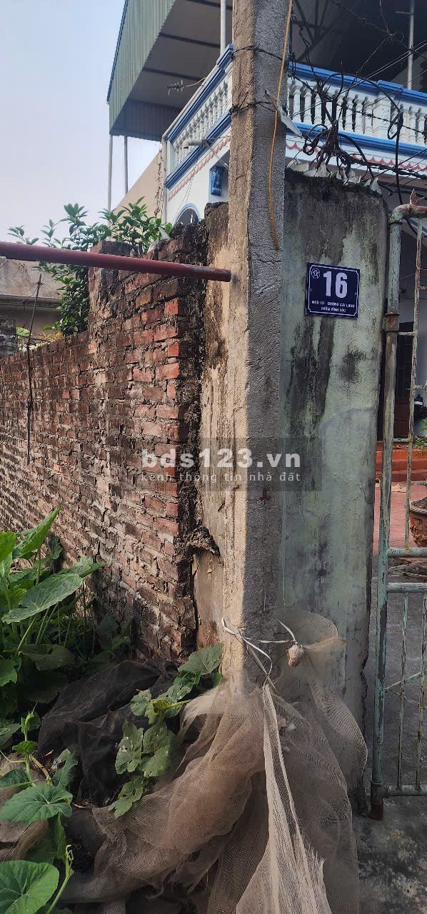 Đất full thổ cư, dân cư giàu có, lô 2 mặt tiền trước sau