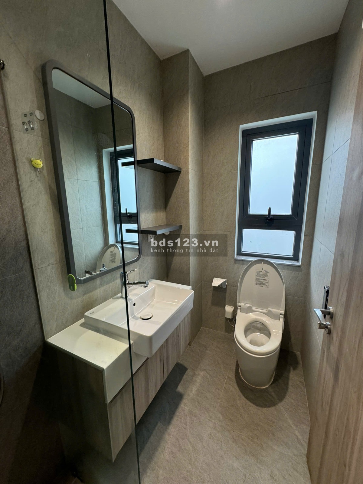 Cho thuê Biệt thự VALORA FUJI, 218m2 1 trệt 1 lầu 3PN Full nội thất, giá chỉ 28tr/tháng vào ở ngay
