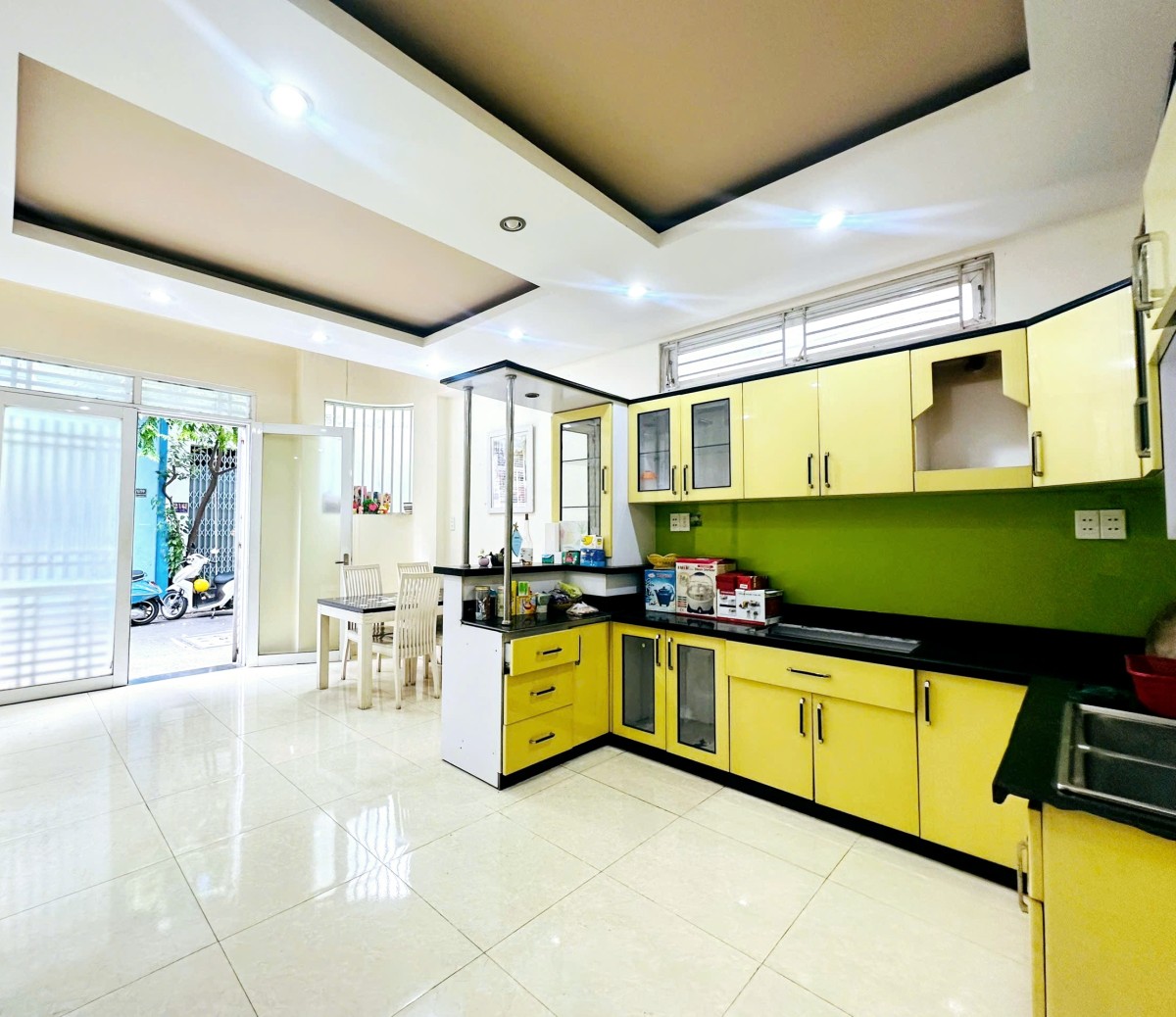 Cần bán gấp nhà đẹp 4 tầng Trương Công Định, 4.6x10m, 6.95 tỷ TL