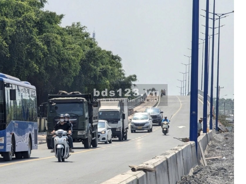 Bán nhà mặt phố Lò Lu, 4,5 triệu, 65m2, view đẹp, uy tín, Trường Thạnh, Q9, HCM