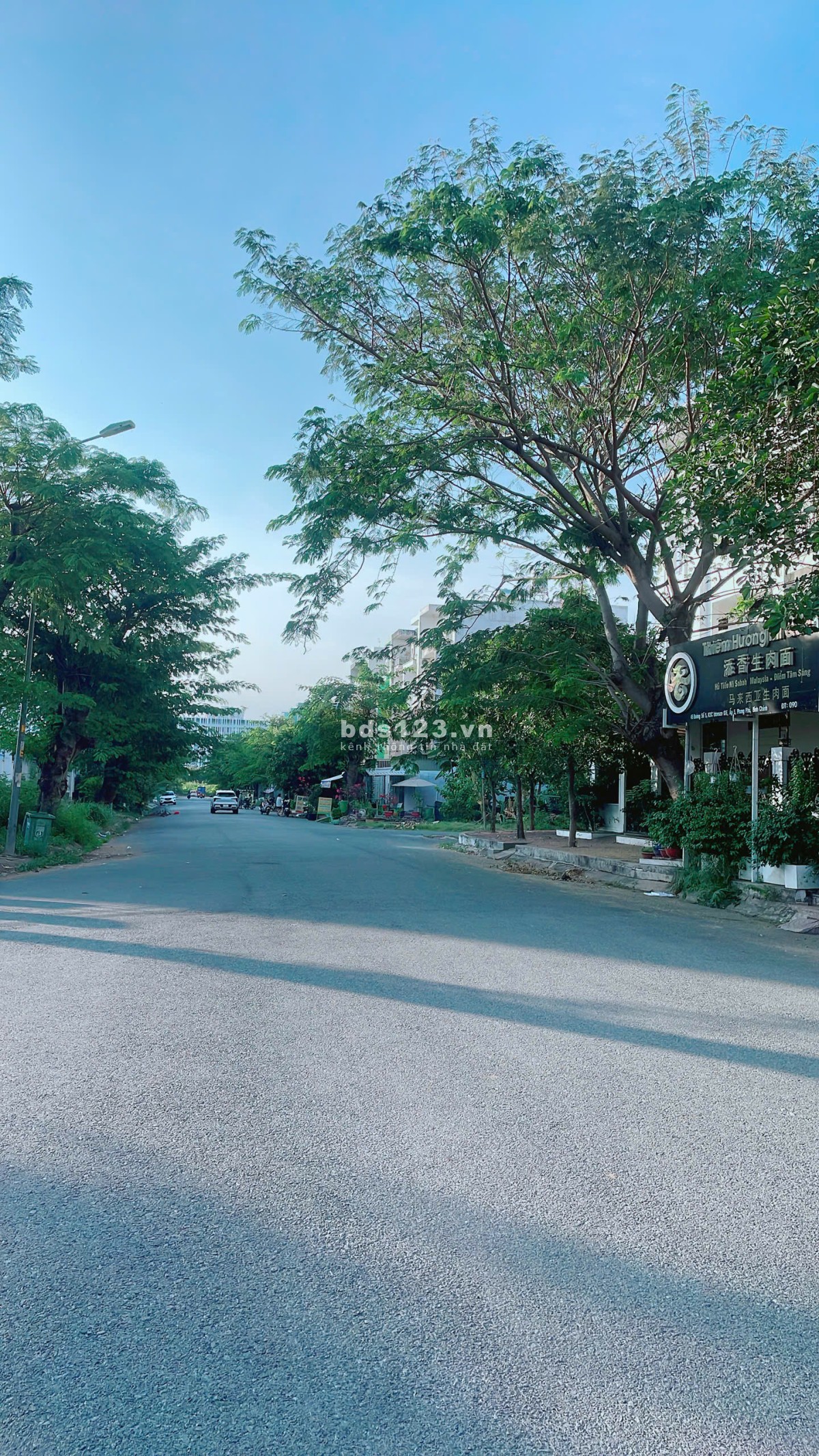 Trả nợ NH Thanh Lý lô đất nền H - 140m2 ngay đường vành đai 60m KDC 13E Intresco