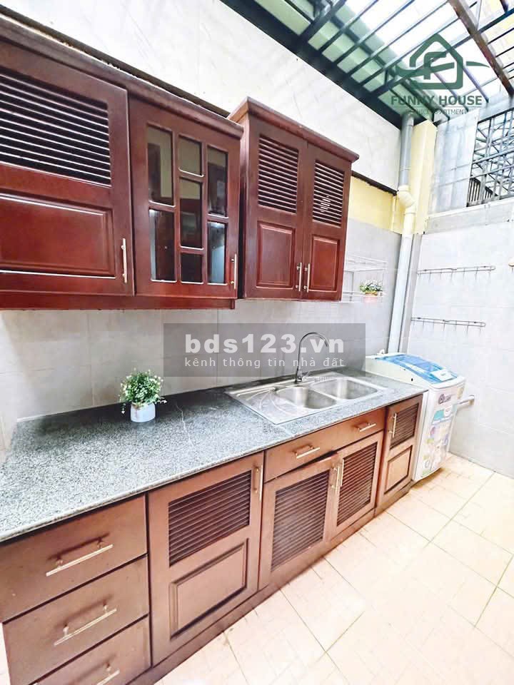 Trống Lại Căn Studio - Tách Bếp Full Nội Thất - Sân Sau Thoáng Mát - Ngay An Phú Quận 2