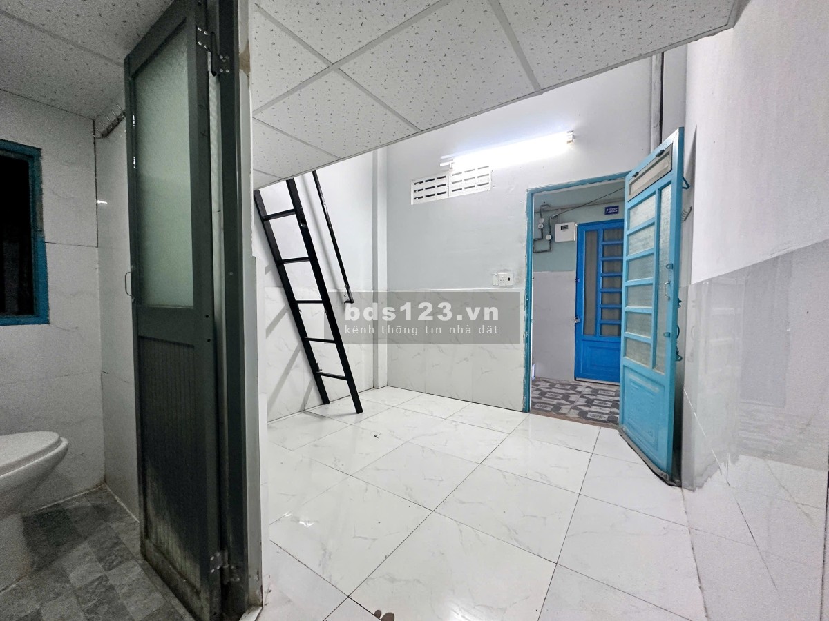 CHDV VIP, binh dan, giá rẻ, 2tr - 2tr5, cọc 1tr, 24/24, thang máy