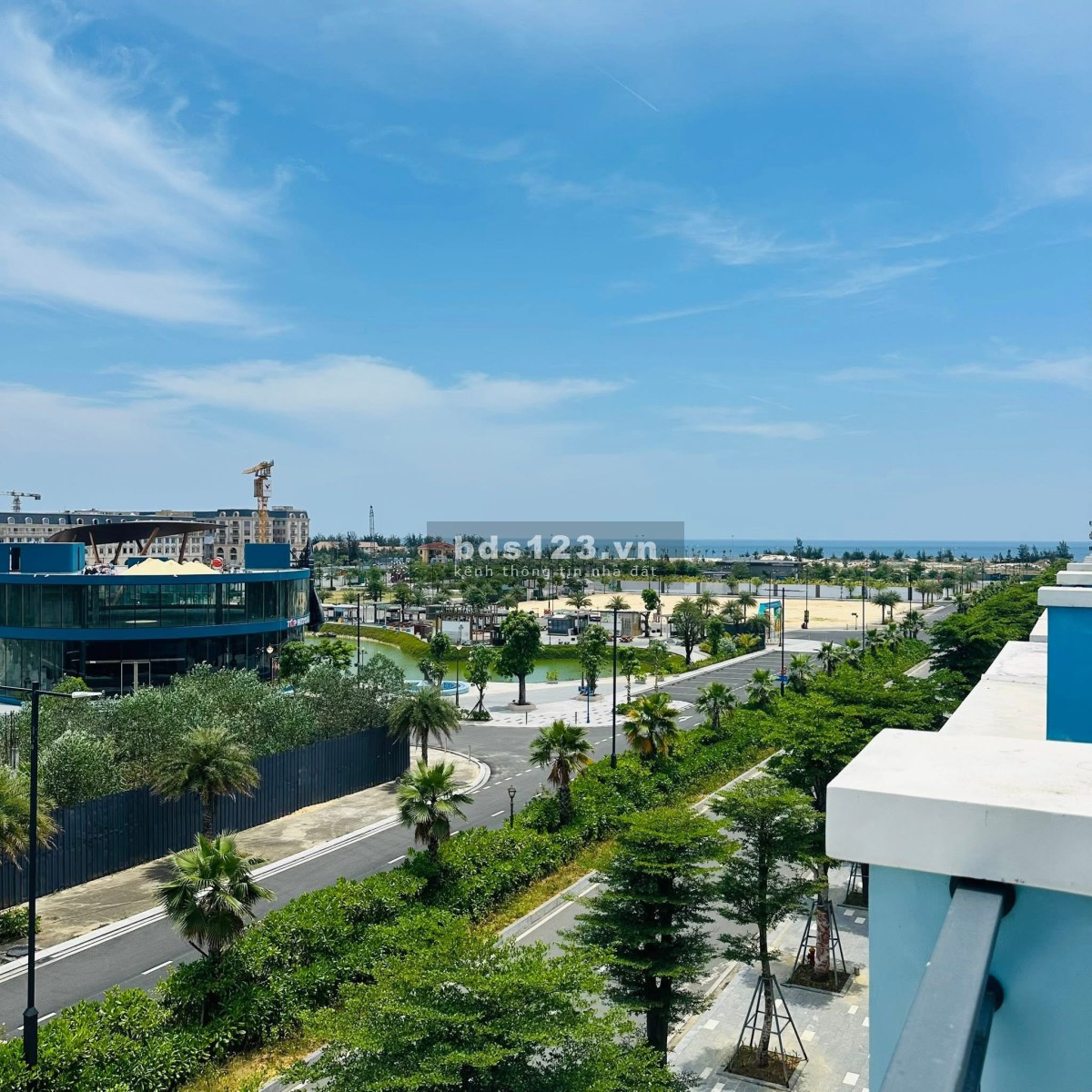 Độc nhất vô nhị! Căn biệt thự 300m², view biển, sân golf Đồng Hới – Giá 33.6 tỷ