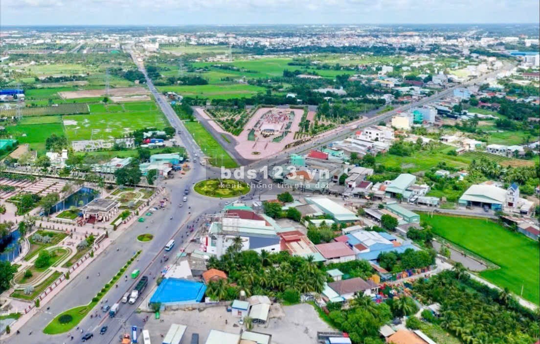 Cần bán nền 100m2 đường 3/2 nối dài
