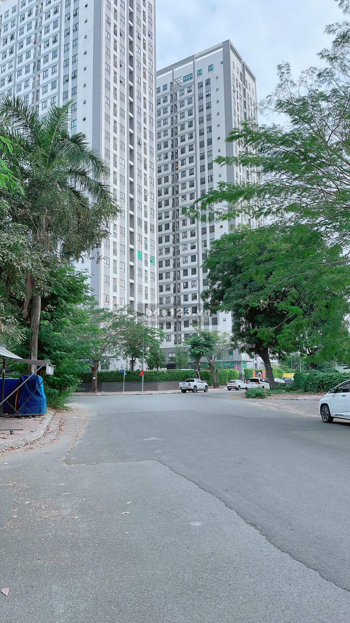 Cần bán lô đất Biệt Thự nền Q - 200m2 căn góc đường 12m KDC 13E Intresco giá 39Tr/m2