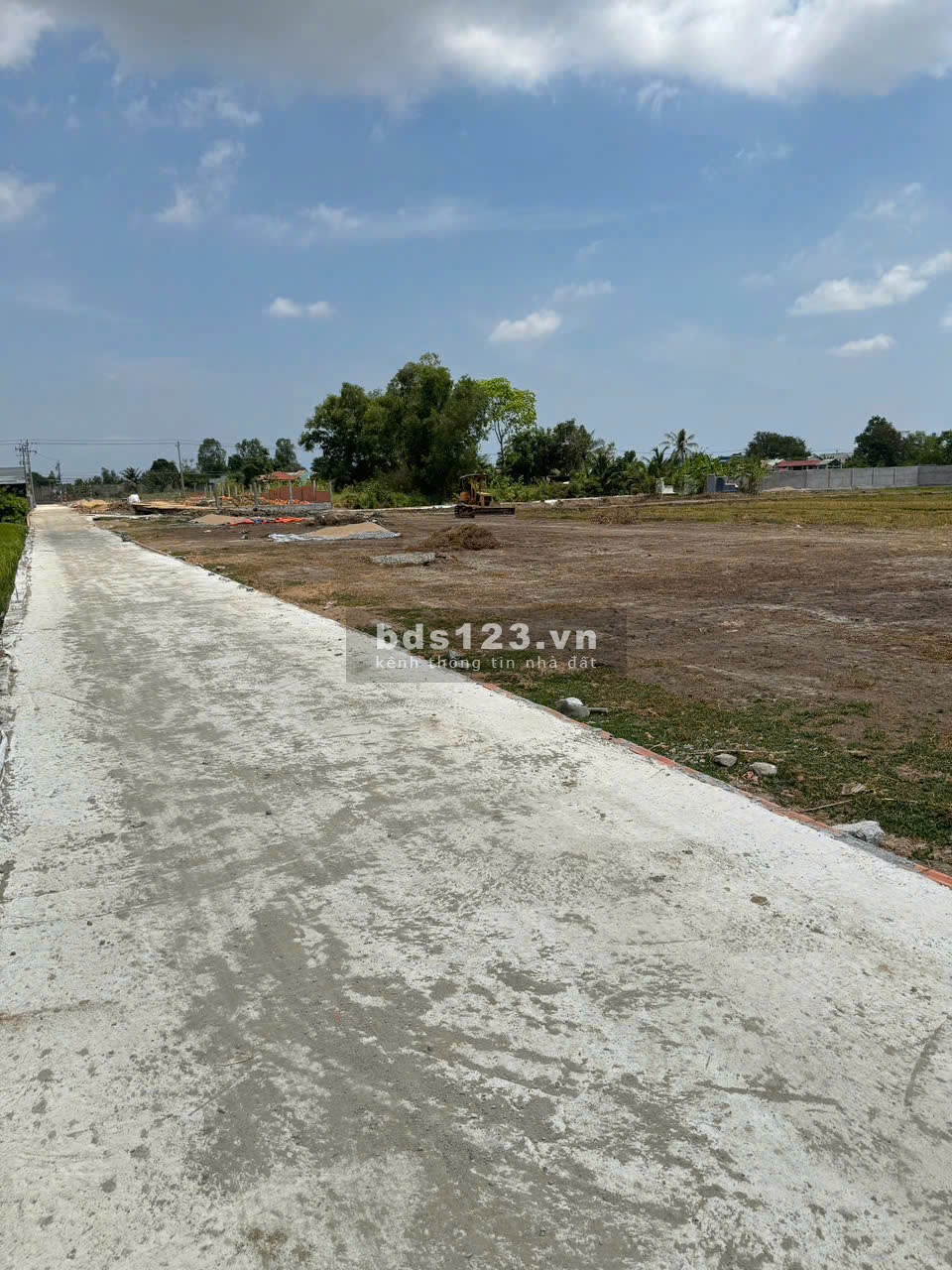 Bán đất MT Quốc lộ 50, TP Gò Công – SHR sang tên ngay – 600tr 100m² - Xây dựng tự do