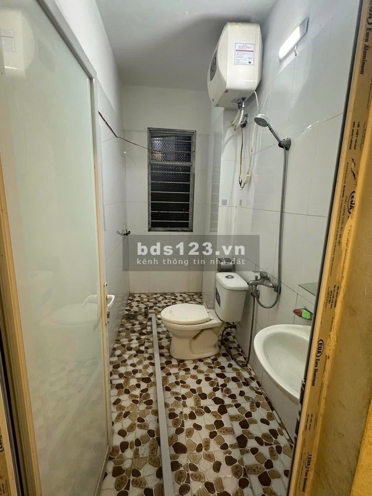 BÁN NHÀ YÊN XÁ, 40M2 X 5 TẦNG, MT4,5M, LÔ GÓC, KINH DOANH, NGÕ Ô TÔ QUA.