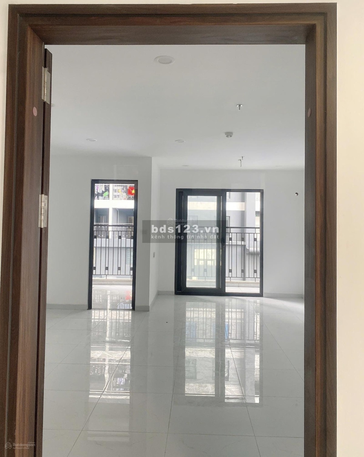 Bán Gấp căn chung cư Hanhomes Blue Star 61m2, 2n 1wc tại Trâu Quỳ, Gia Lâm, Hà Nội