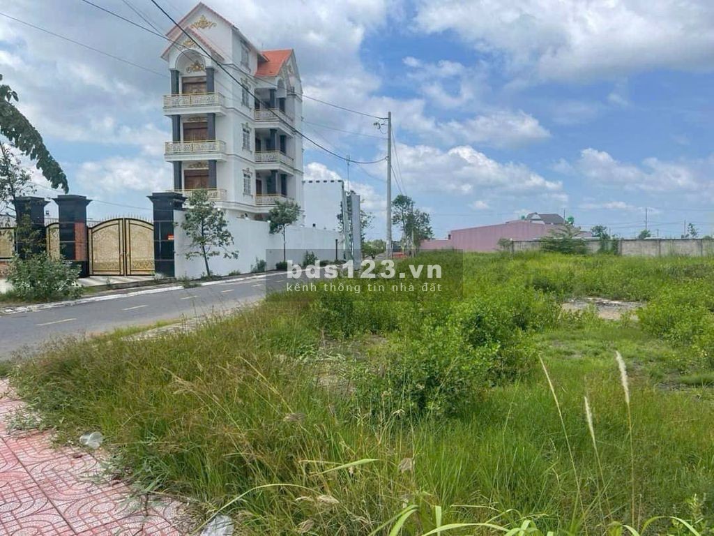 Bán đất MT Quốc Lộ 50, Cần Đước – SHR sang tên ngay – 900tr 103m2 - Xây dựng tự do