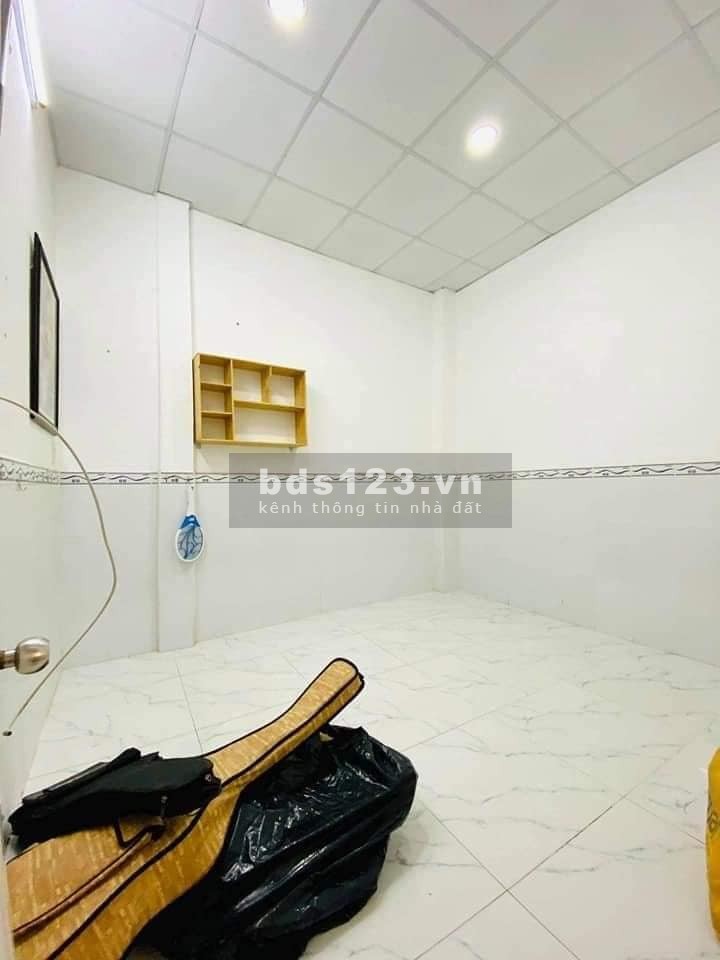 Bán nhà đường Nguyễn Văn Quỳ, Phường Phú Thuận Quận 7