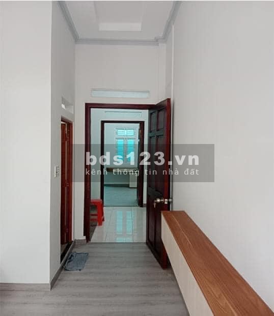 Bán nhà đường Nguyễn Văn Linh Phường Bình Thuận Quận 7