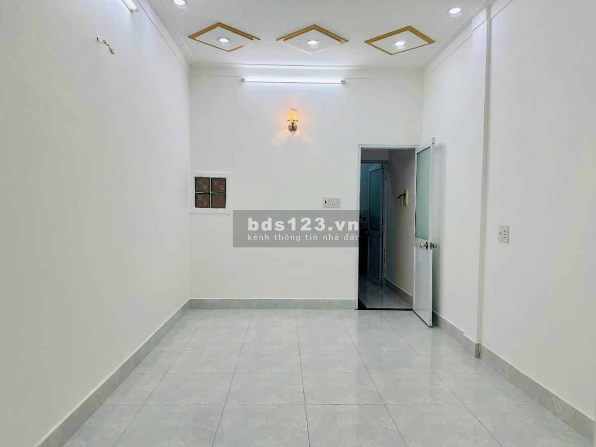 KHÔNG CÓ CĂN THỨ 2! NHÀ 4 TẦNG MỚI – GIÁP QUẬN 7 - NHỈNH 01 ĐỒNG