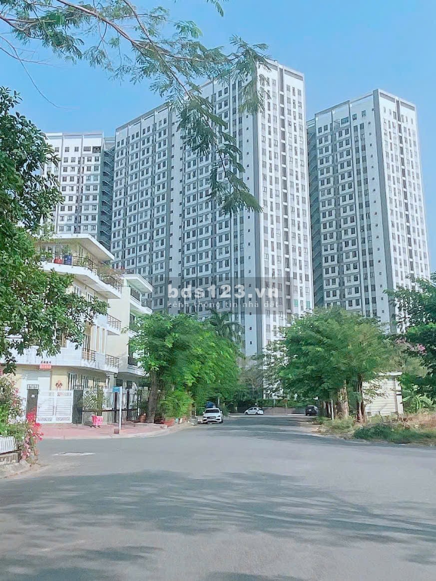 Chính chủ cần bán nền Nhà Phố góc lô H view 2 mặt tiền KDC13E Intresco