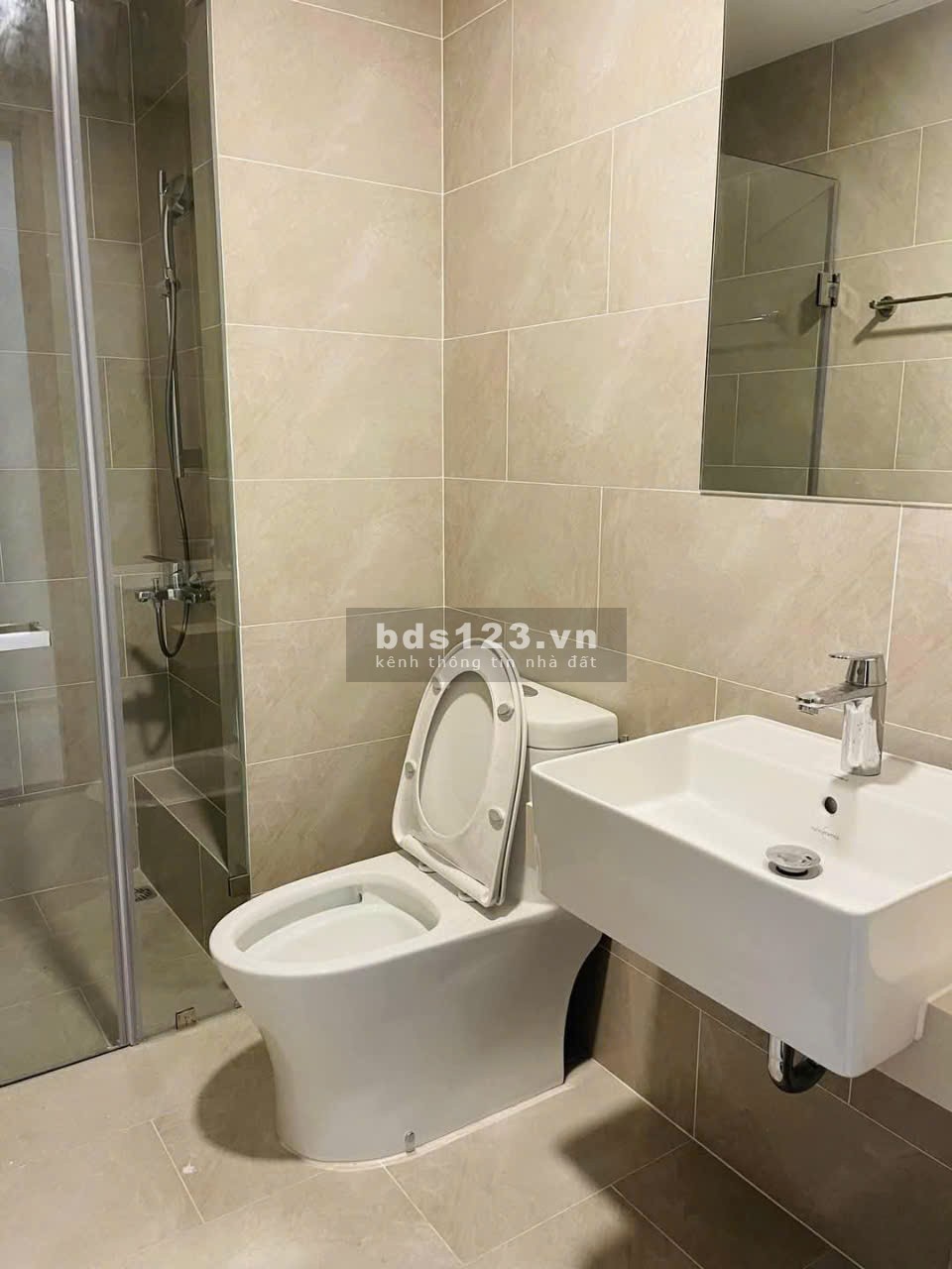 Căn hộ Ruby Garden, P15, Tân Bình : 75m2, 2p ngủ, 2wc, NT, 9tr/th