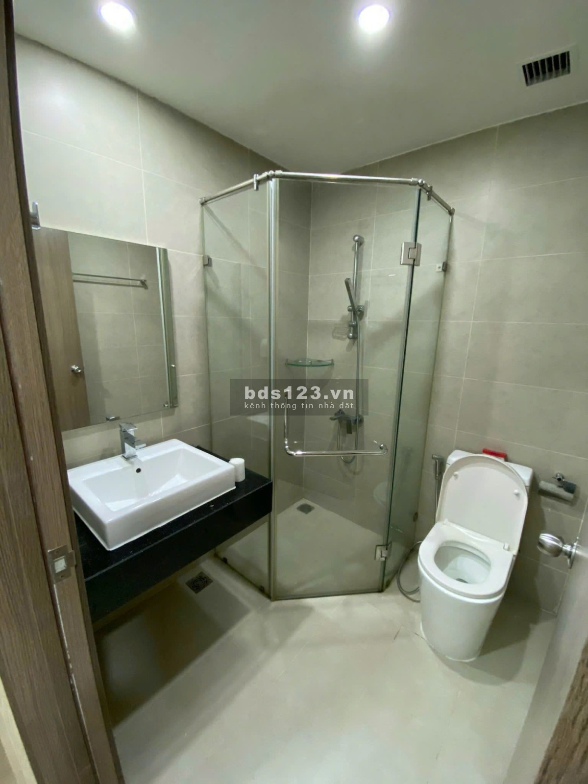 Chung cư Ruby, Tân Bình: 7tr/th, 54m2, 1p ngủ, 2wc, NT