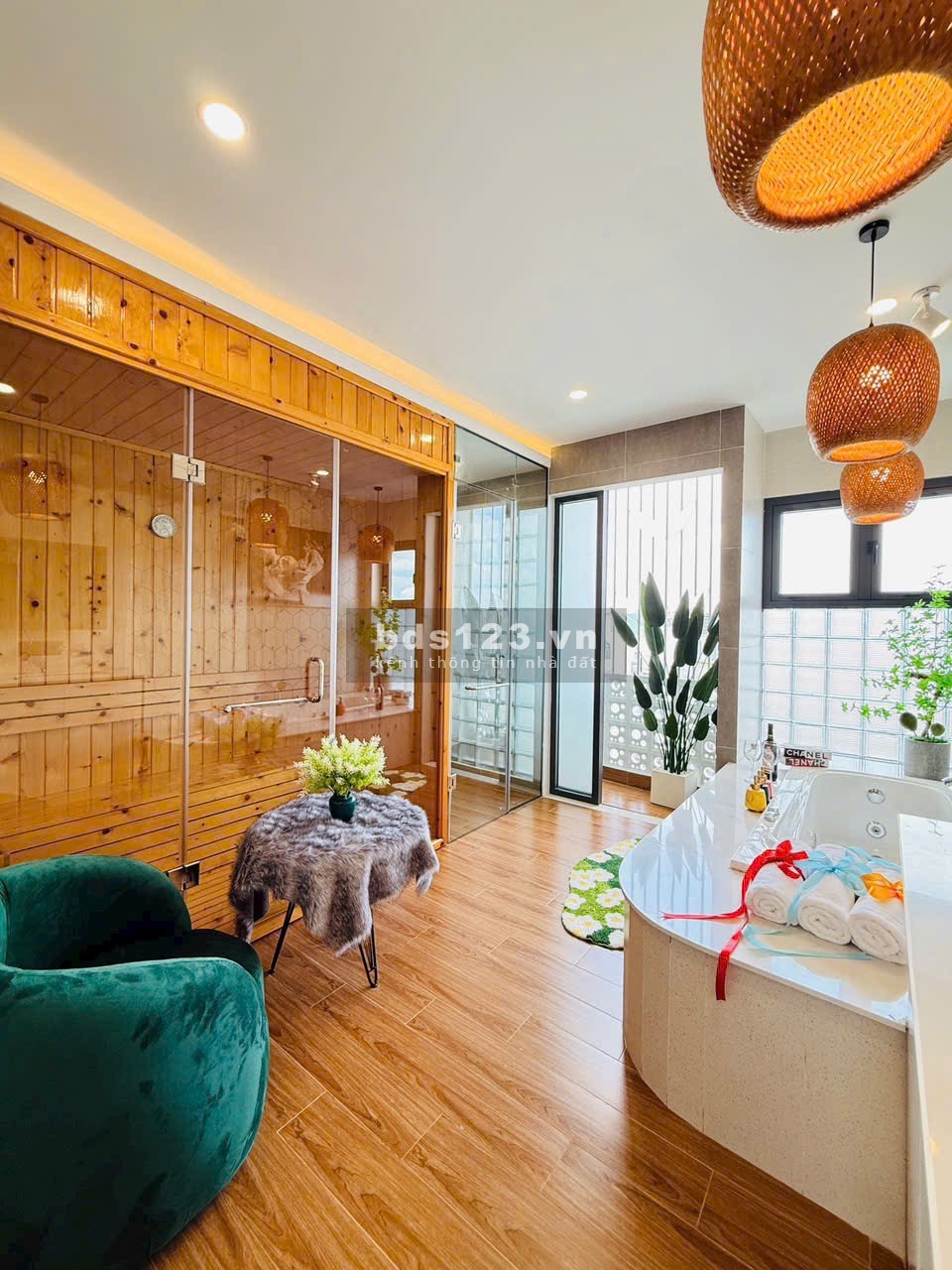 Bán Siêu Phẩm Nhà Phố Khu Đồng Bộ Có Thang Máy Thiết Kế Tuyệt Đẹp Đường Phạm Văn Chiêu - Quận Gò Vấp