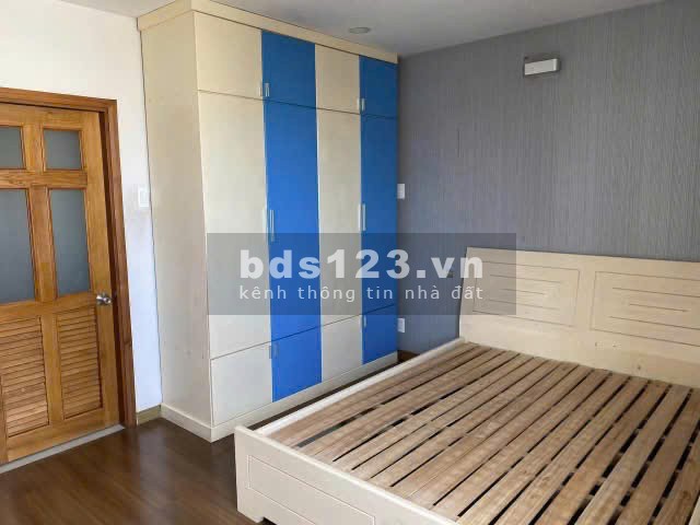 Chung cư Screc, P12, Q3, CĂN GÓC, 2p, 2wc, 85m2, giá 13tr/tháng