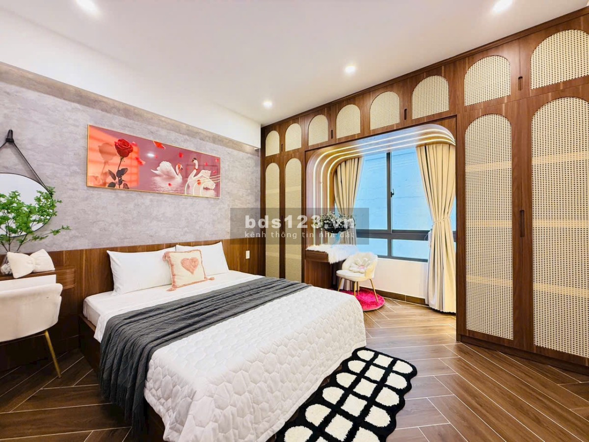 Bán Siêu Phẩm Nhà Phố Khu Đồng Bộ Có Thang Máy Thiết Kế Tuyệt Đẹp Đường Phạm Văn Chiêu - Quận Gò Vấp