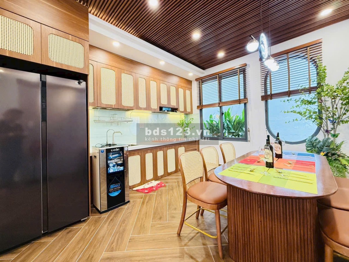Bán Siêu Phẩm Nhà Phố Khu Đồng Bộ Có Thang Máy Thiết Kế Tuyệt Đẹp Đường Phạm Văn Chiêu - Quận Gò Vấp